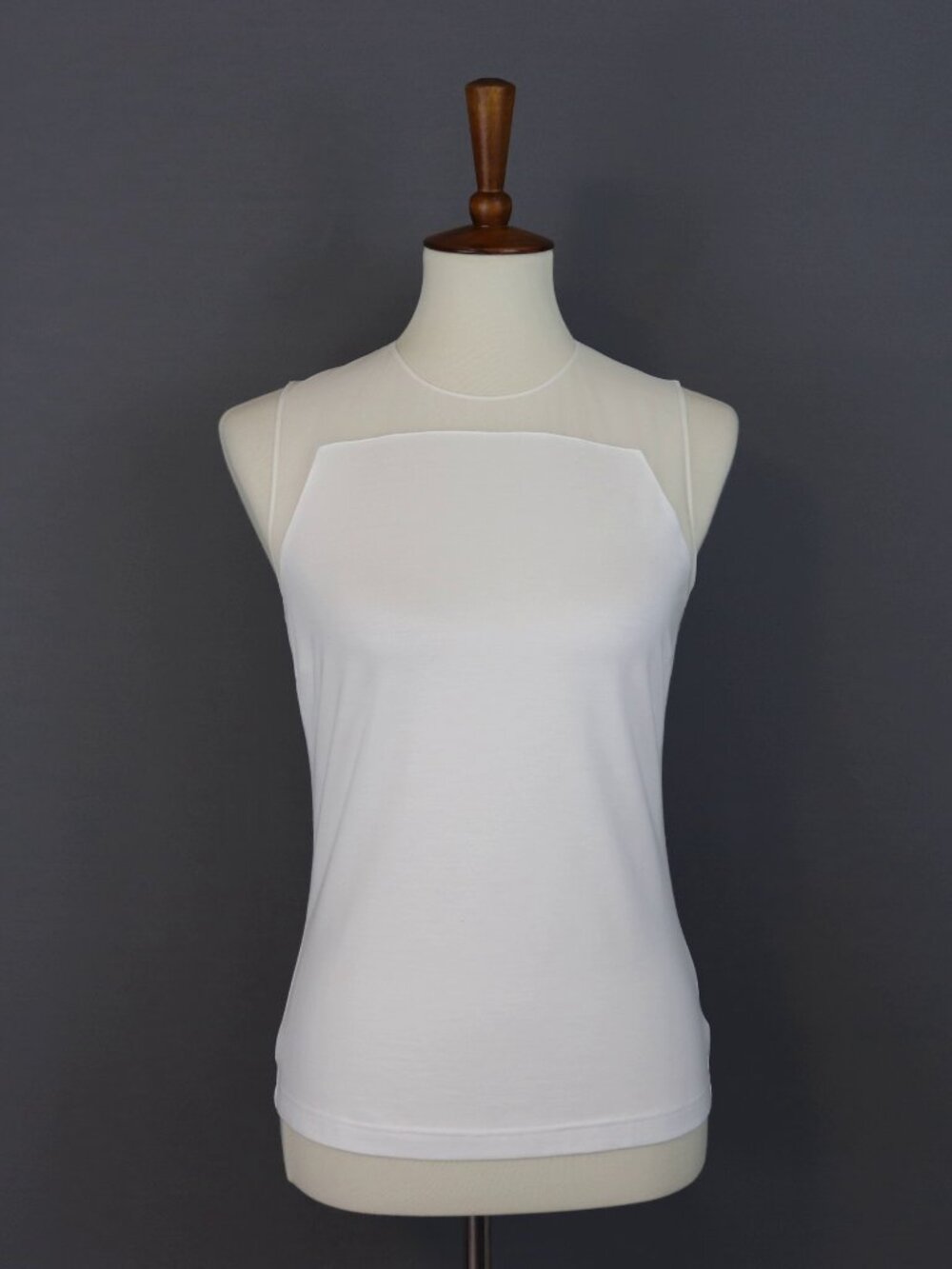 Akris Sz 8 White Sleevless Blouse Illusion Tank Top See Through Open Knit Mesh